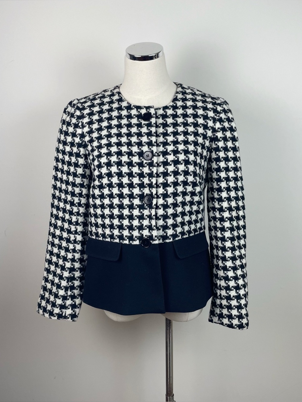 Talbots Black White Tweed Wool Button Front Blazer Jacket Women 8 Petite
